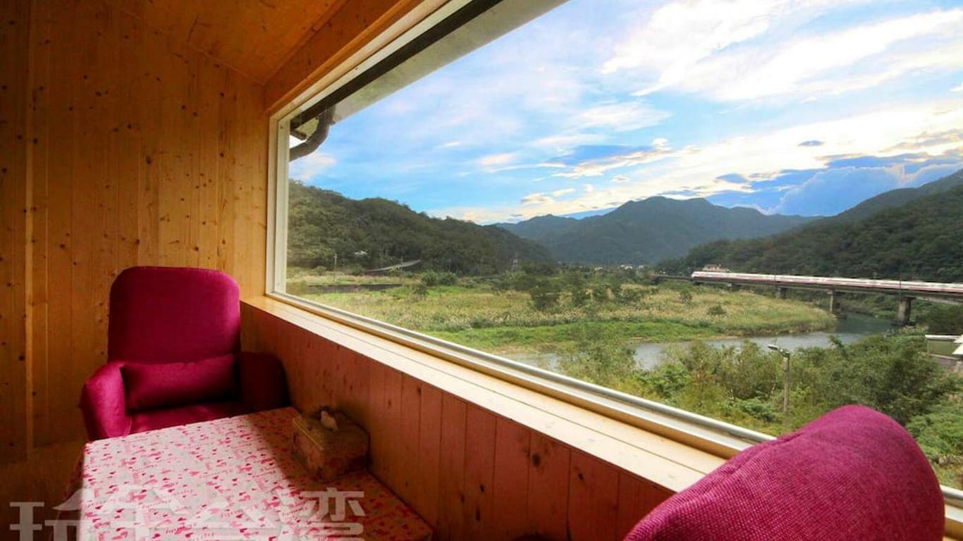 Shuanghu Garden B&B