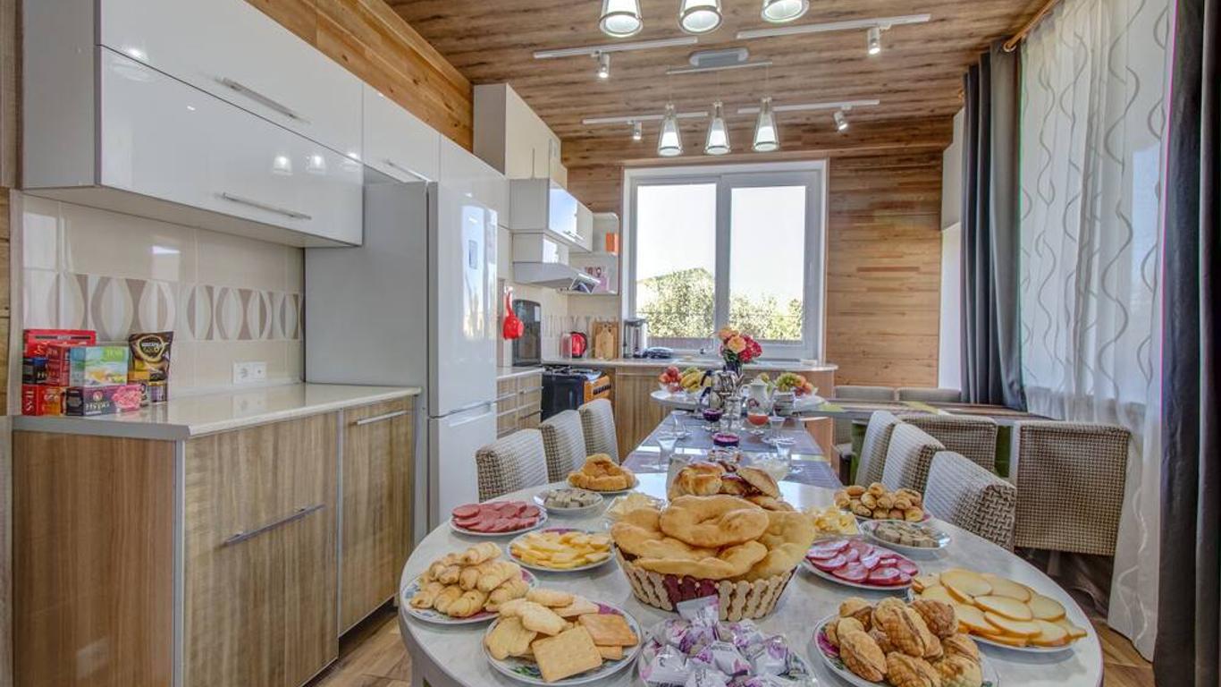 Hillside Karakol B&B