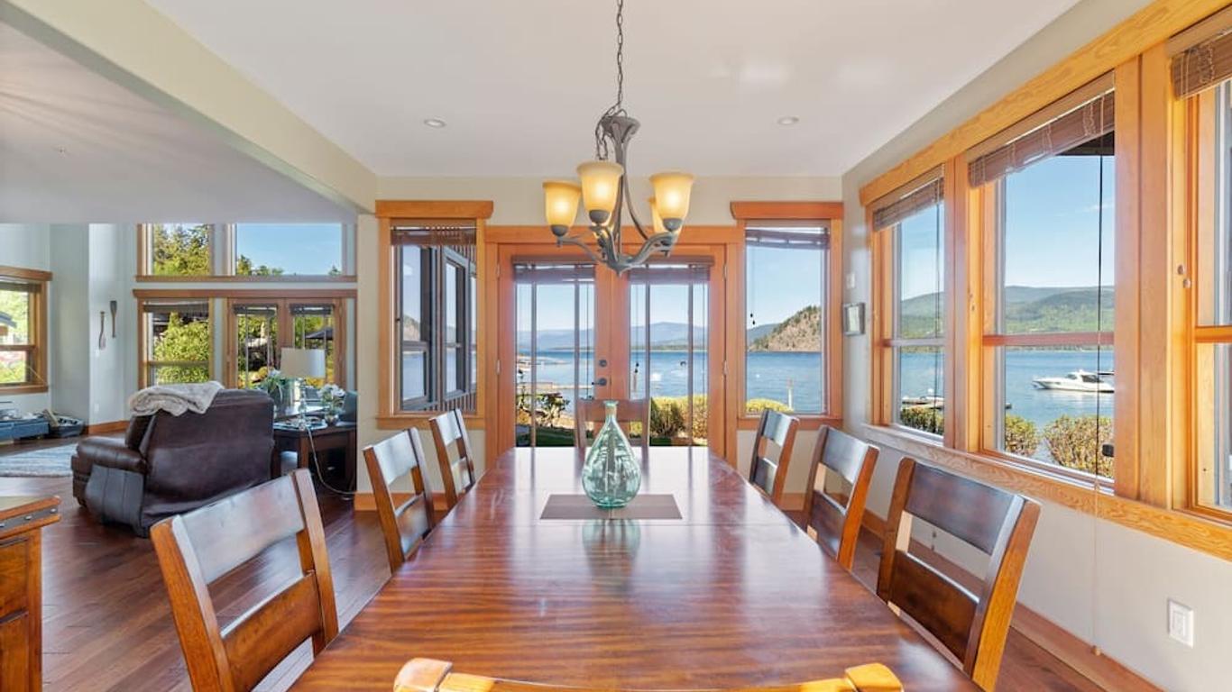Carmel Beach Private Lodges