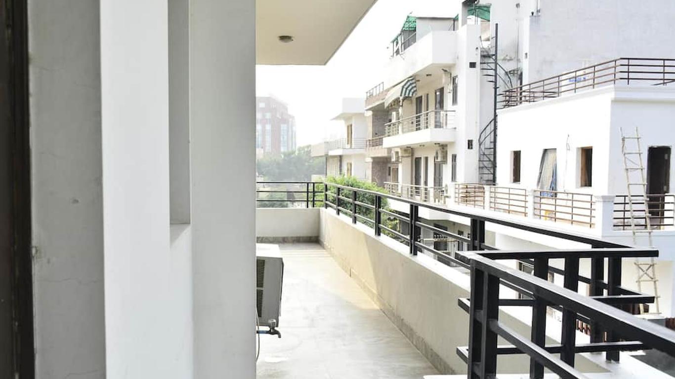 Oyo 2256 Hotel Excellency