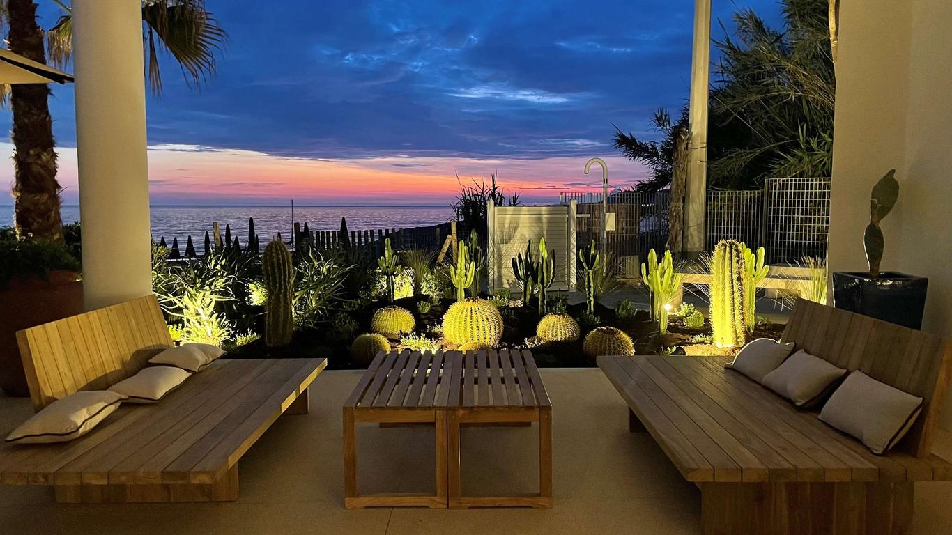 Ancora Resort