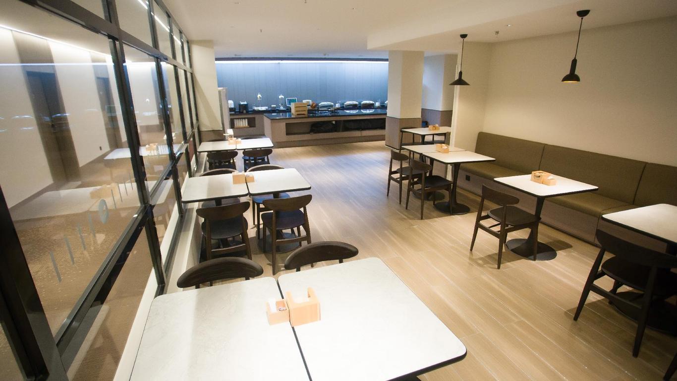 Hanting Hotel Qian'an Yanshan Da Road