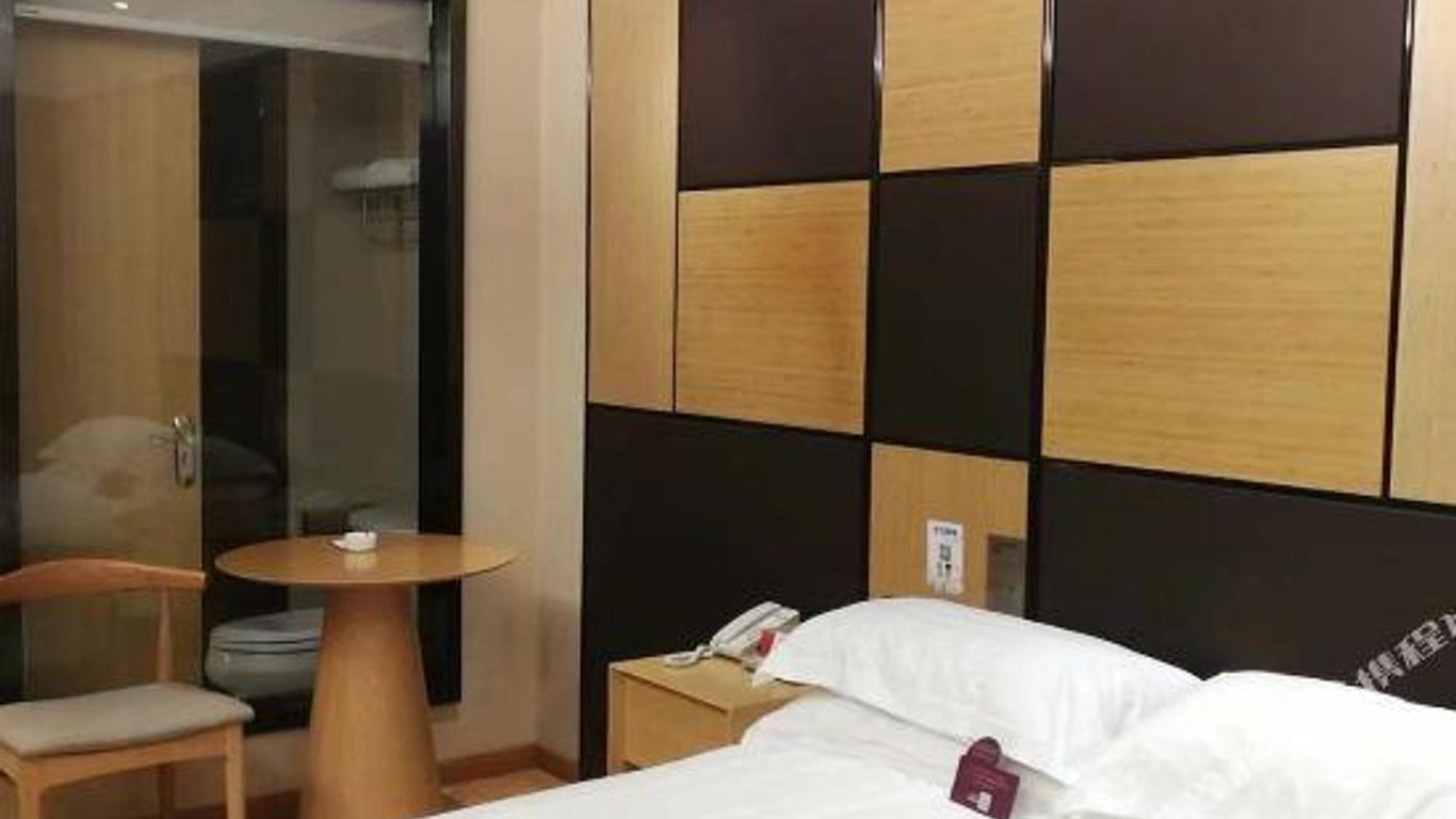 Starway Hotel