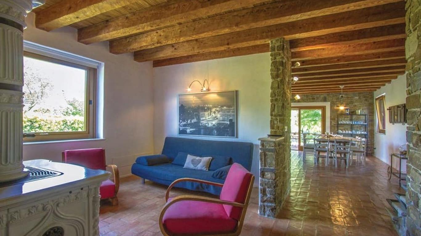 Capriva Del Friuli - Casa Roncus