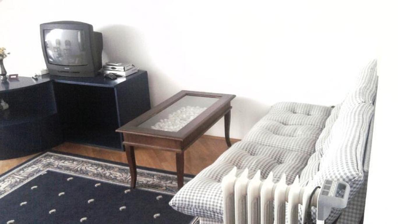 Apartments Lux M