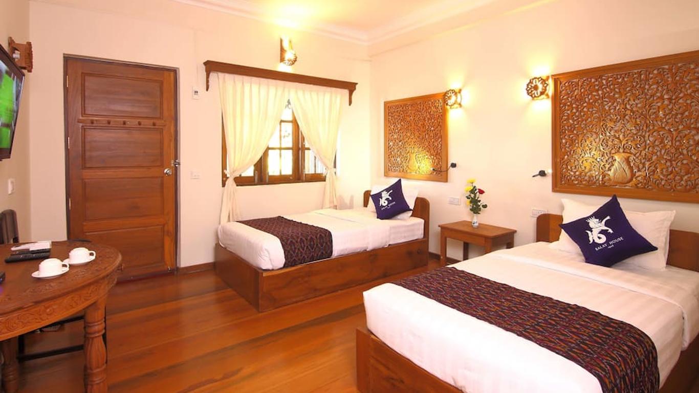 Salay River View Inn