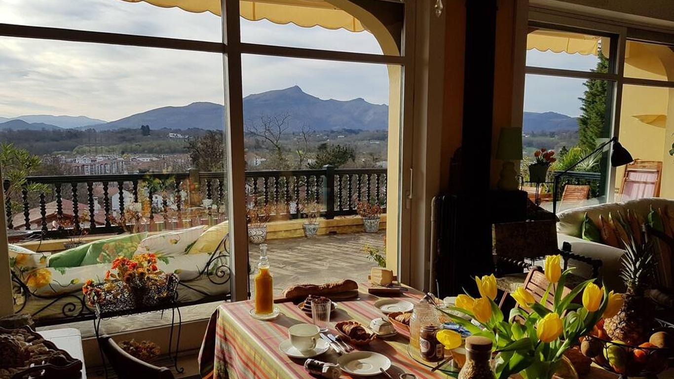 Villa la Croix Basque