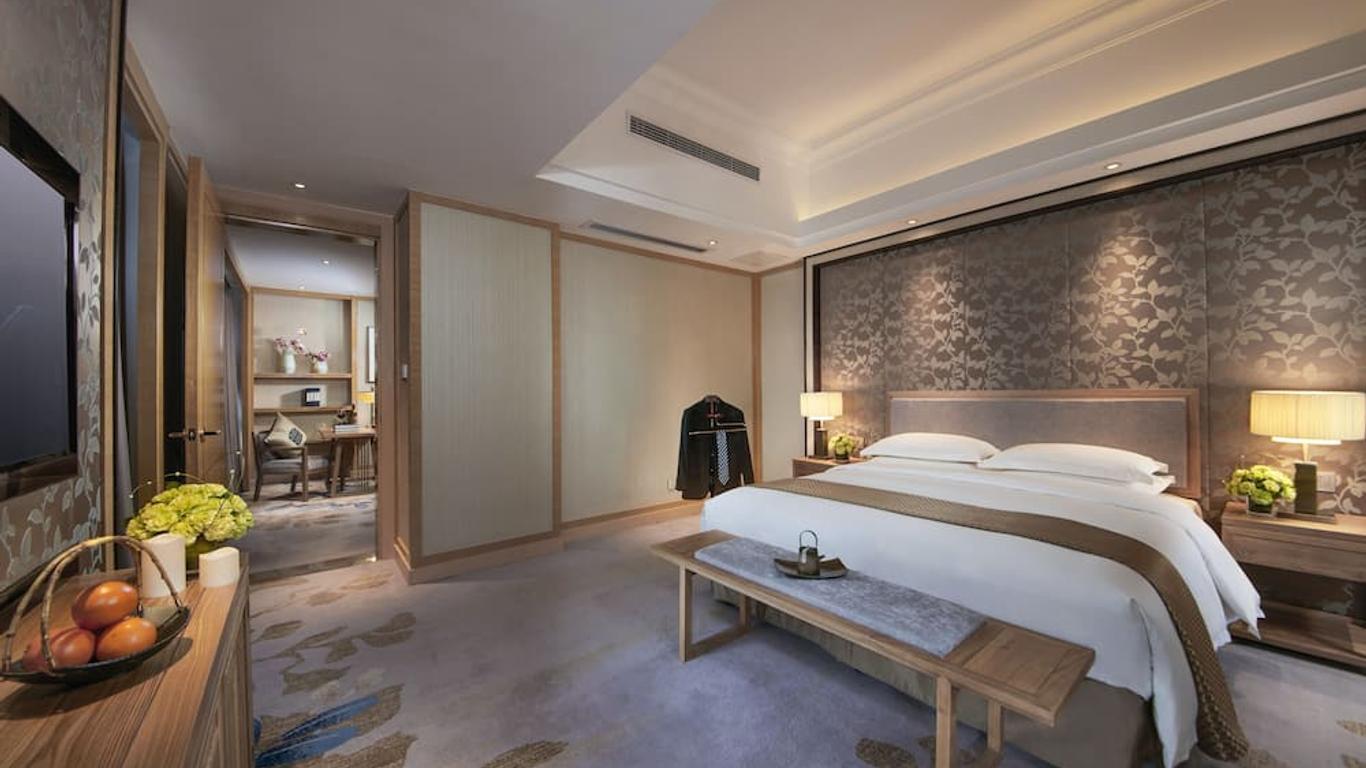 Taishan Blossom Hotel