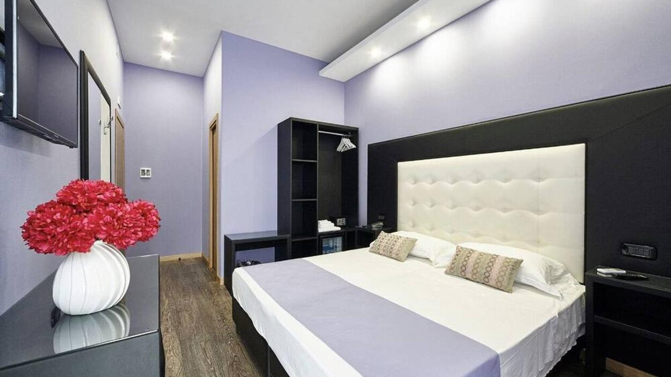 Sweet Central Hotel