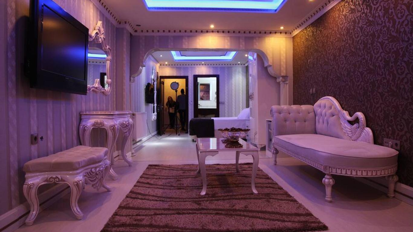 Royal Anka Hotel
