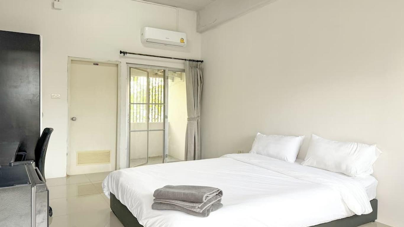 Tf Apartment