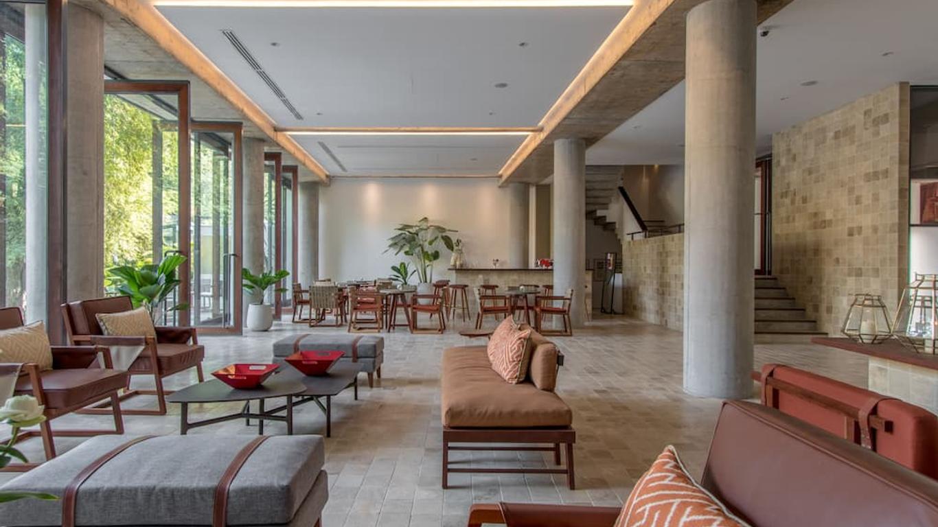 Penh House Hotel