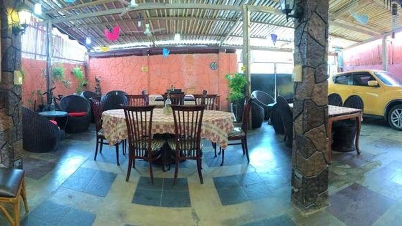 Residencia Katrina Bed And Breakfast