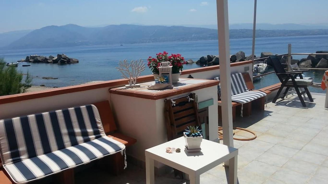 Limoni Sul Mare