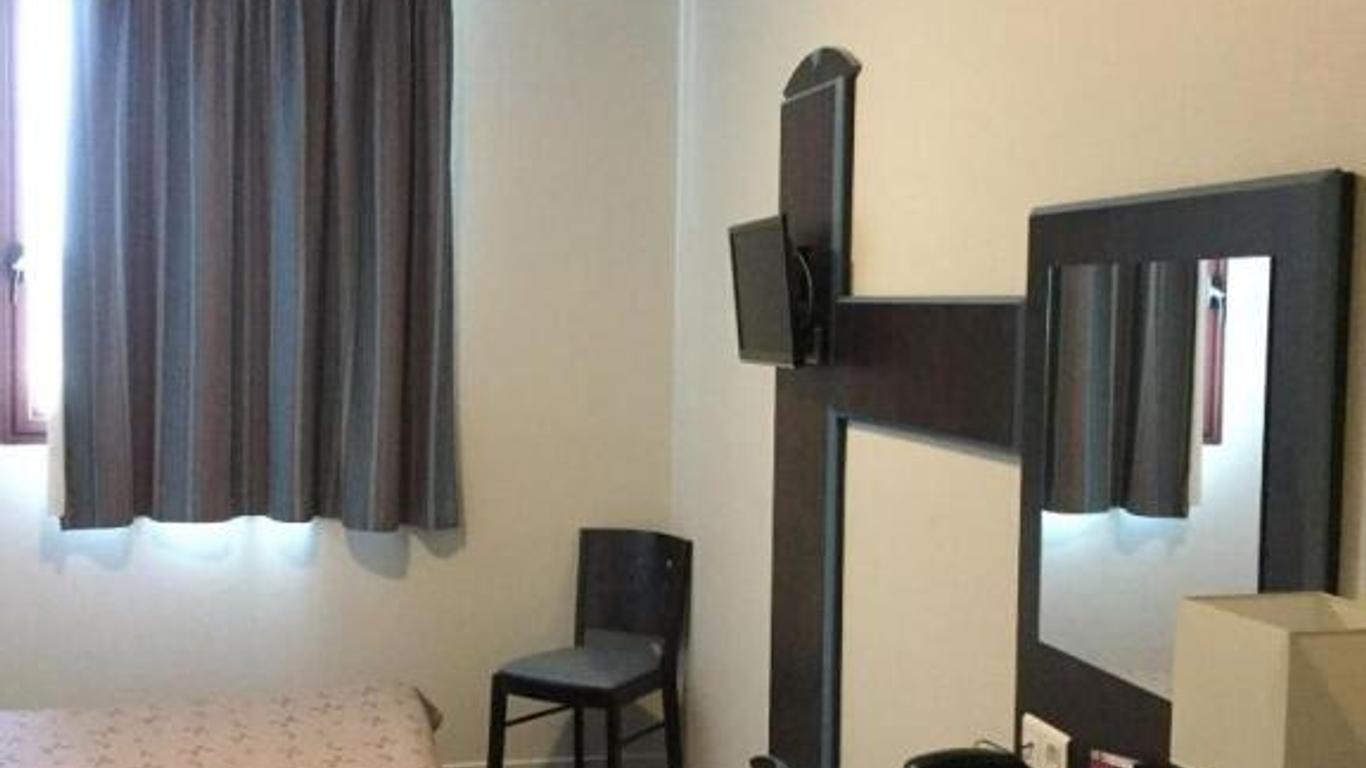 Braucol Hotel