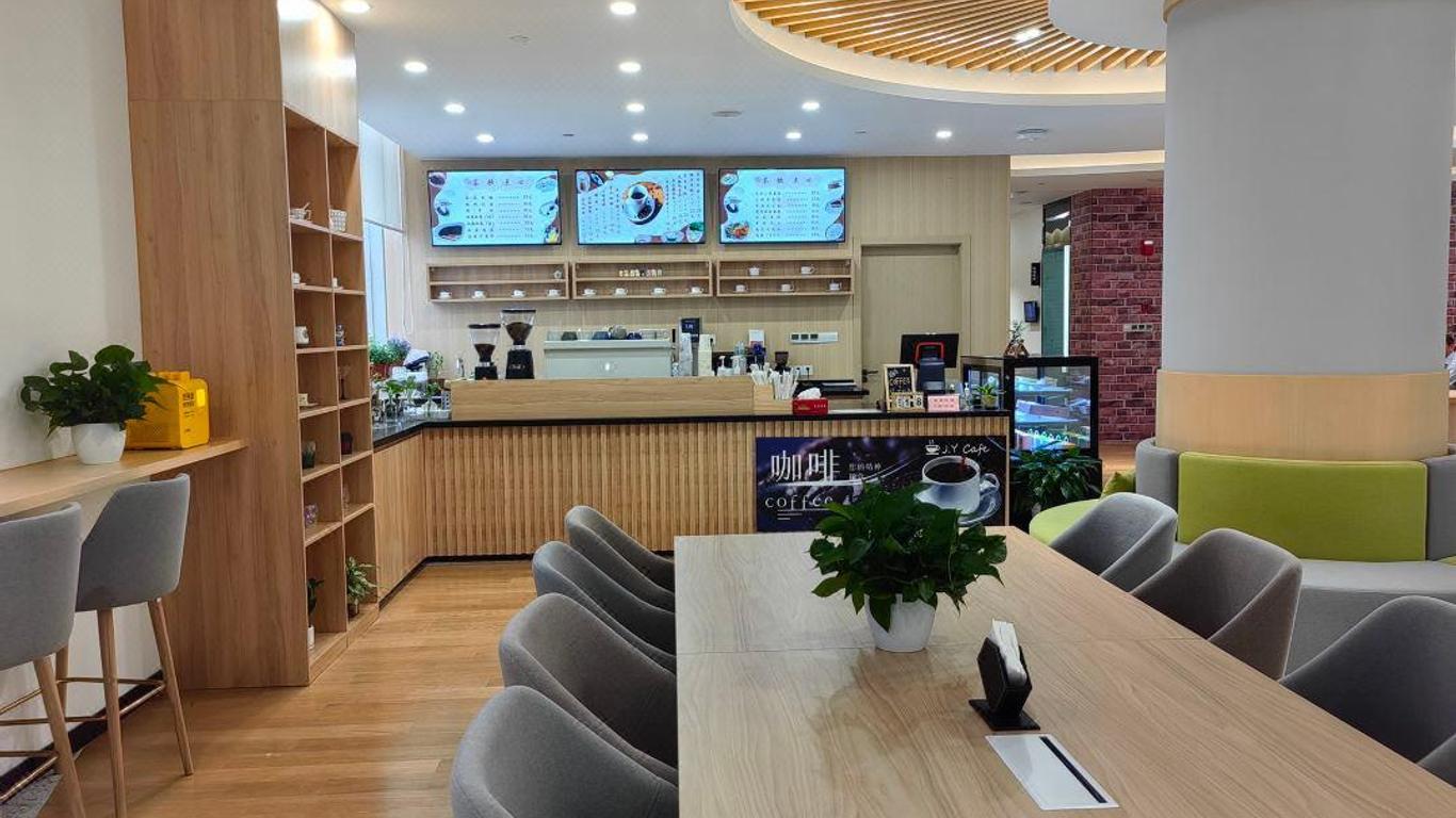 Jinyan Hotel