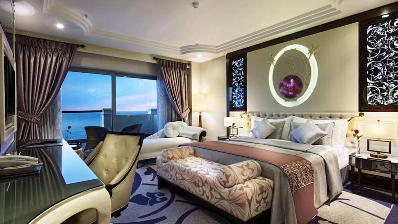Merit Royal Premium Hotel & Casino