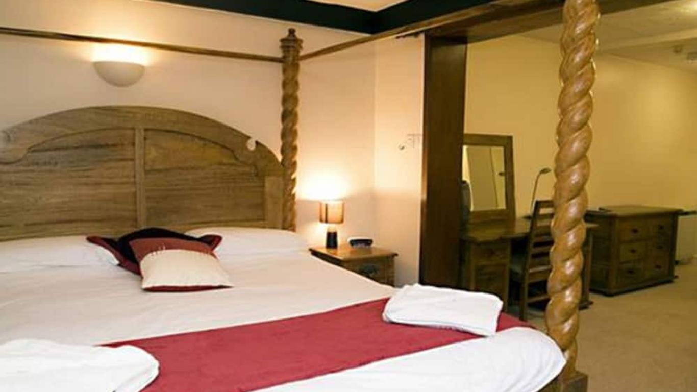 The Peacock Country Inn