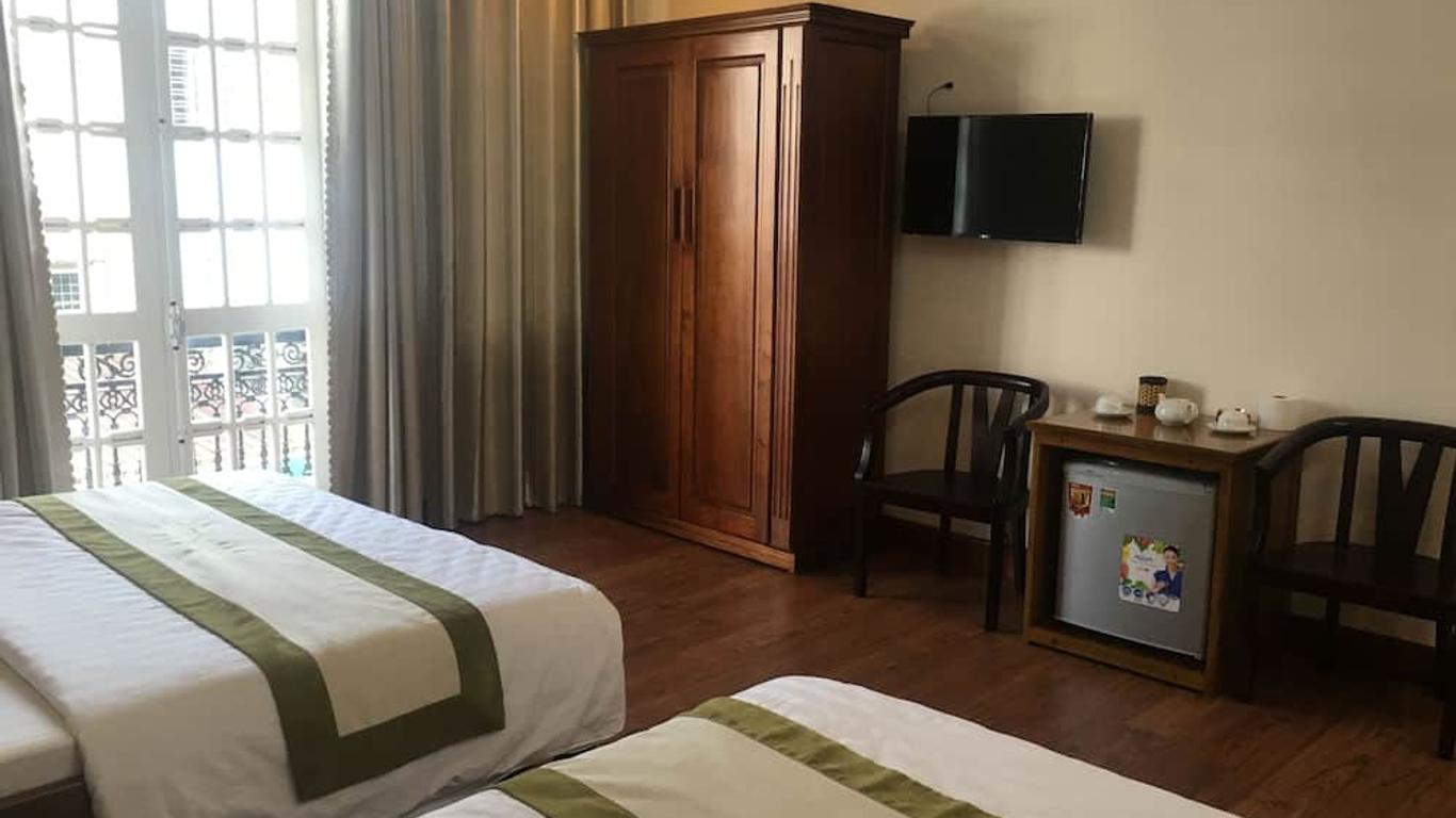 Phuong Quang Hotel