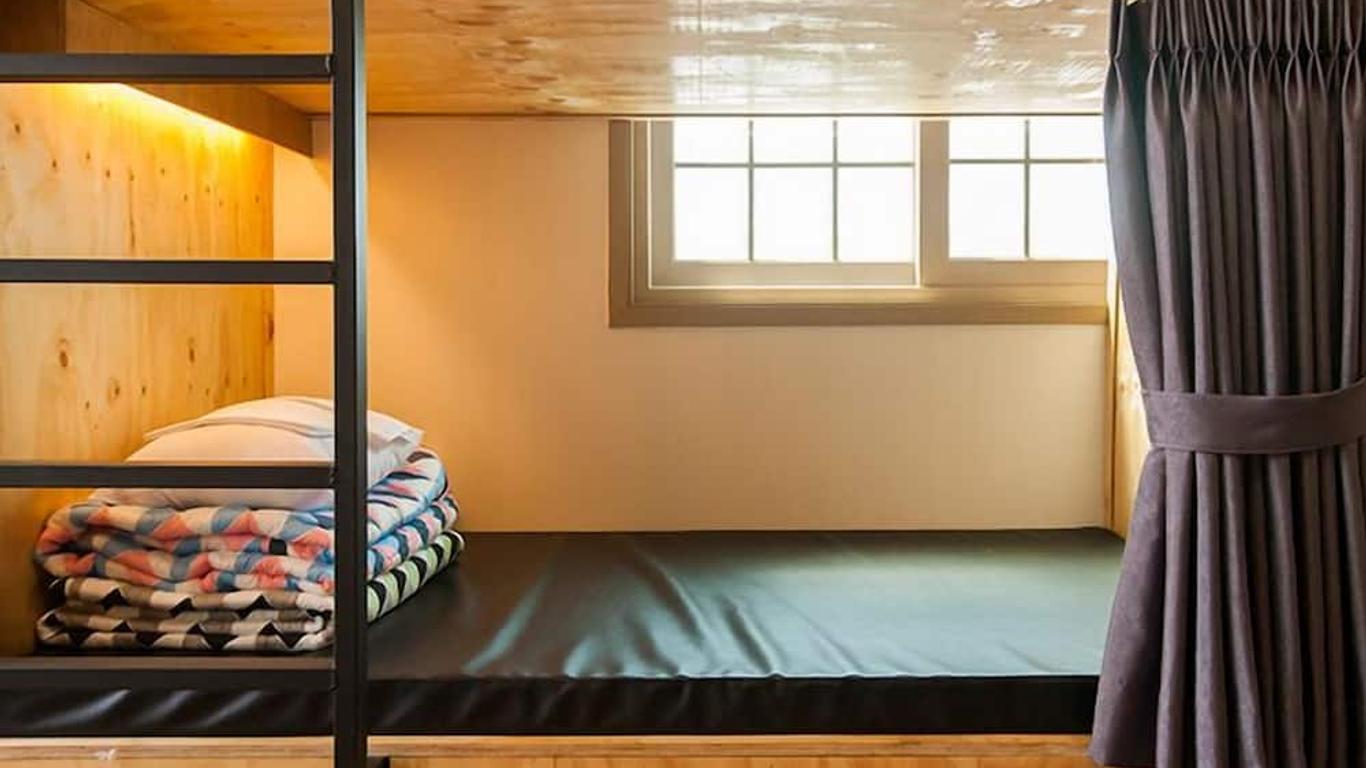 On The Stone Guesthouse 2 - Hostel