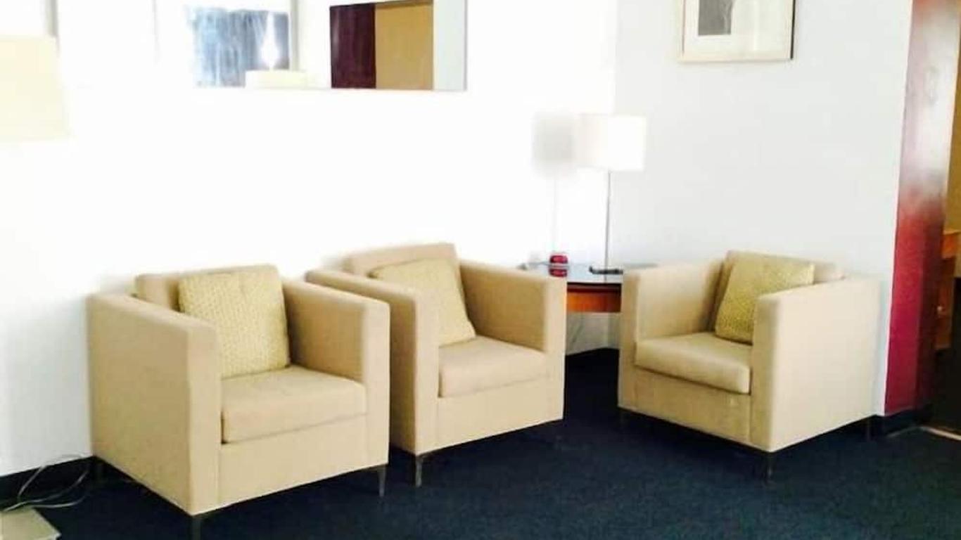 American Suites El Dorado