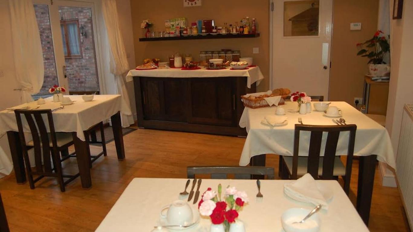 The Manor Coach House