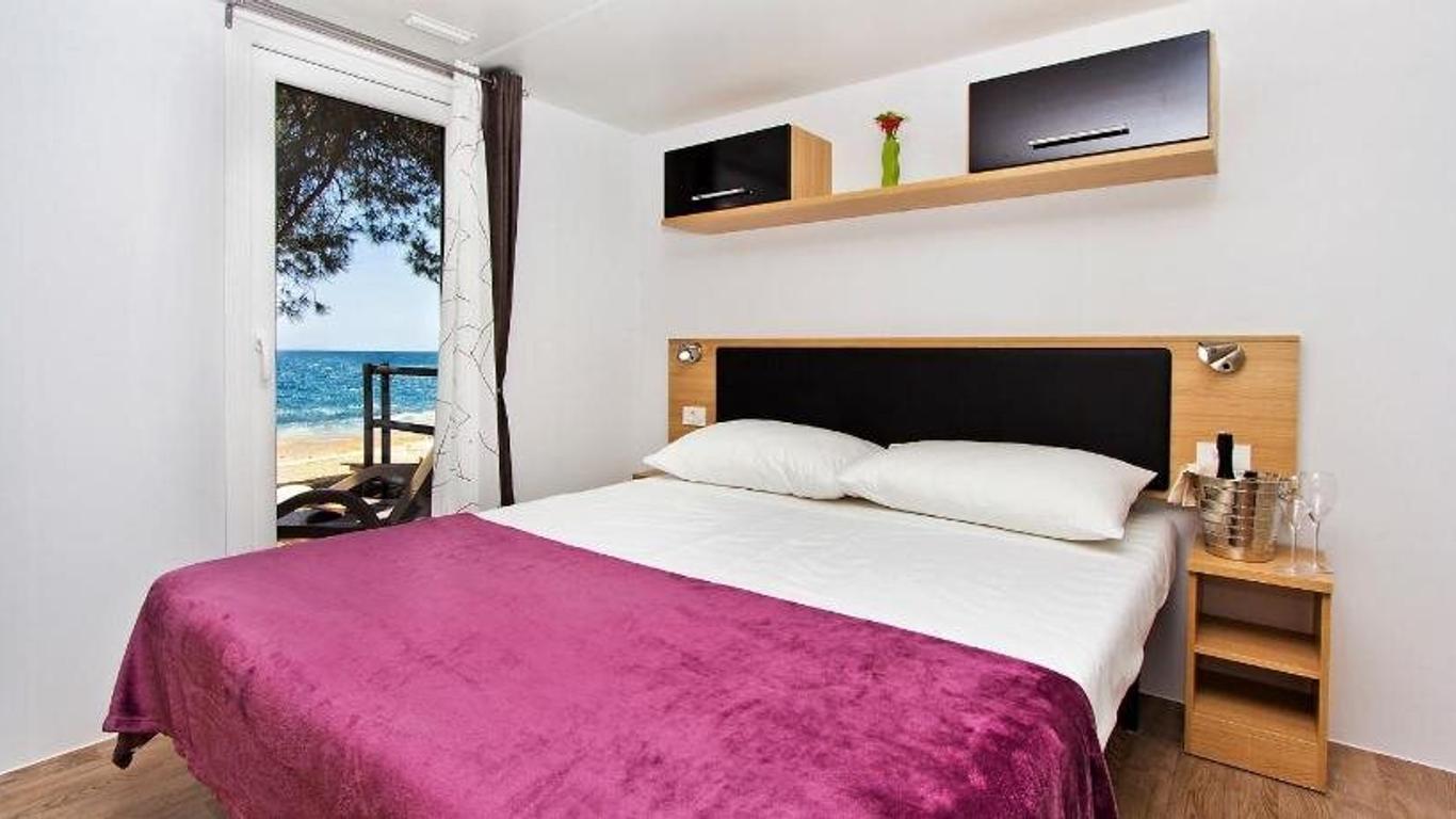 Boutique Camping Materada Beach