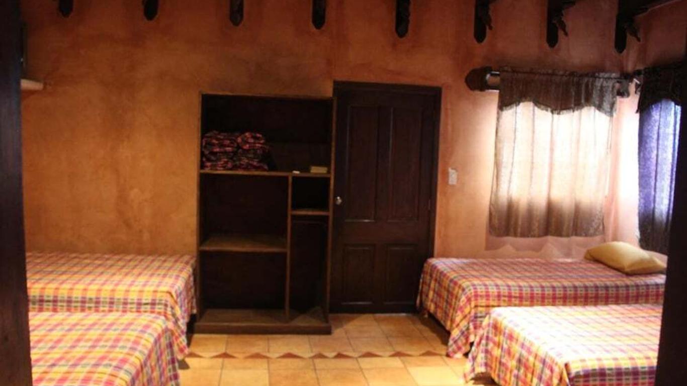 Hotel Calle Ancha