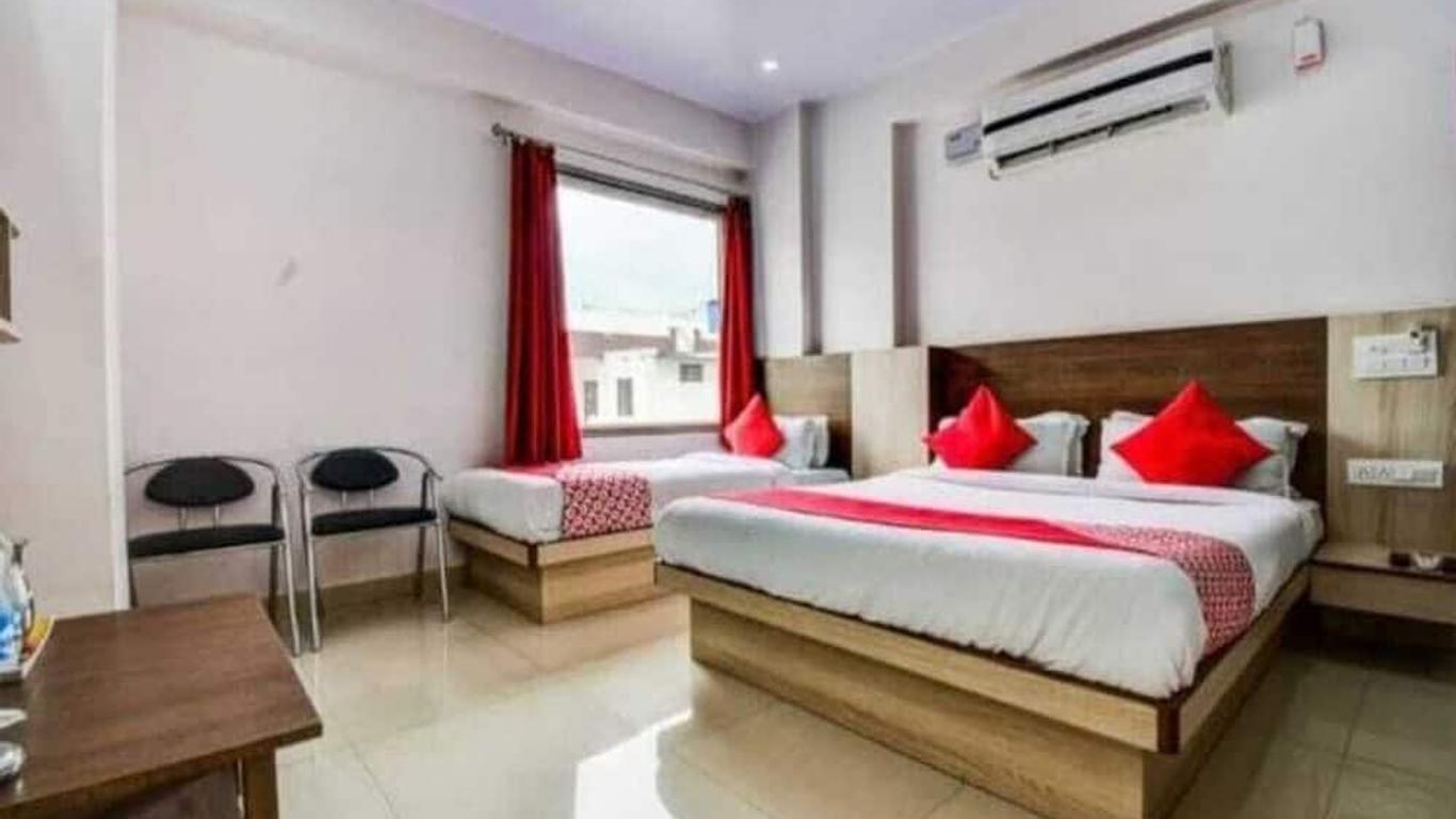 Hotel Thikana Palace