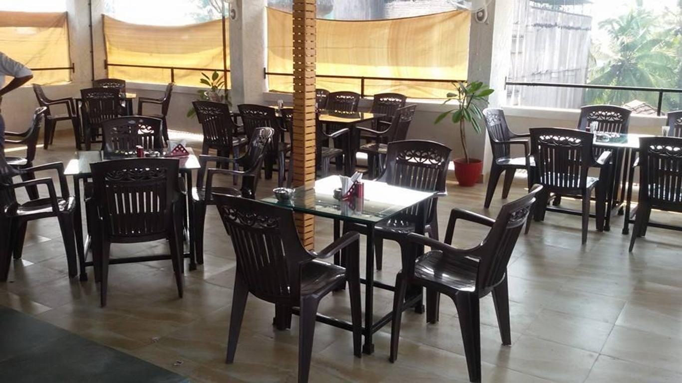 Hotel Sukh Sagar