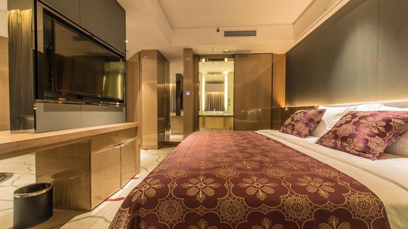 Chongqing Excel Grand Hotel