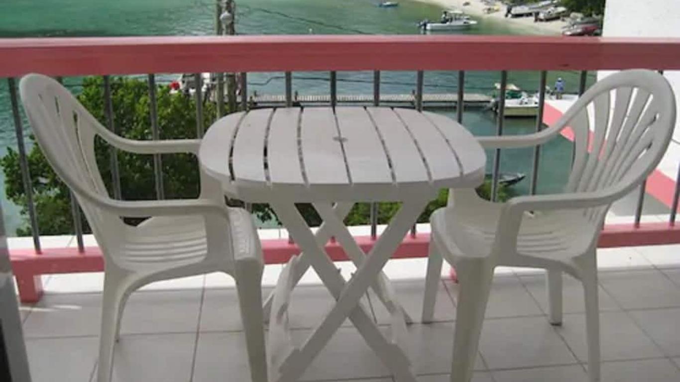 Sea Crest Inn