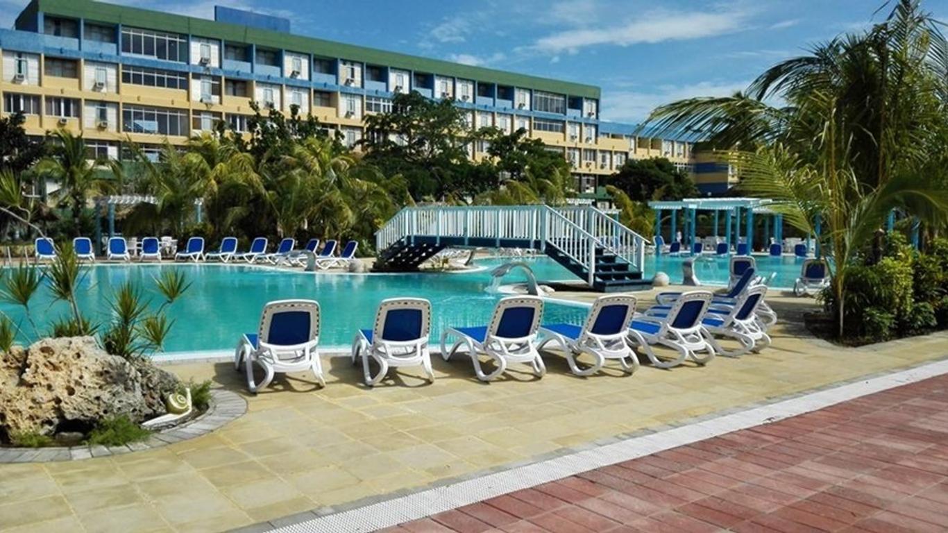 Hotel Punta Las Cuevas