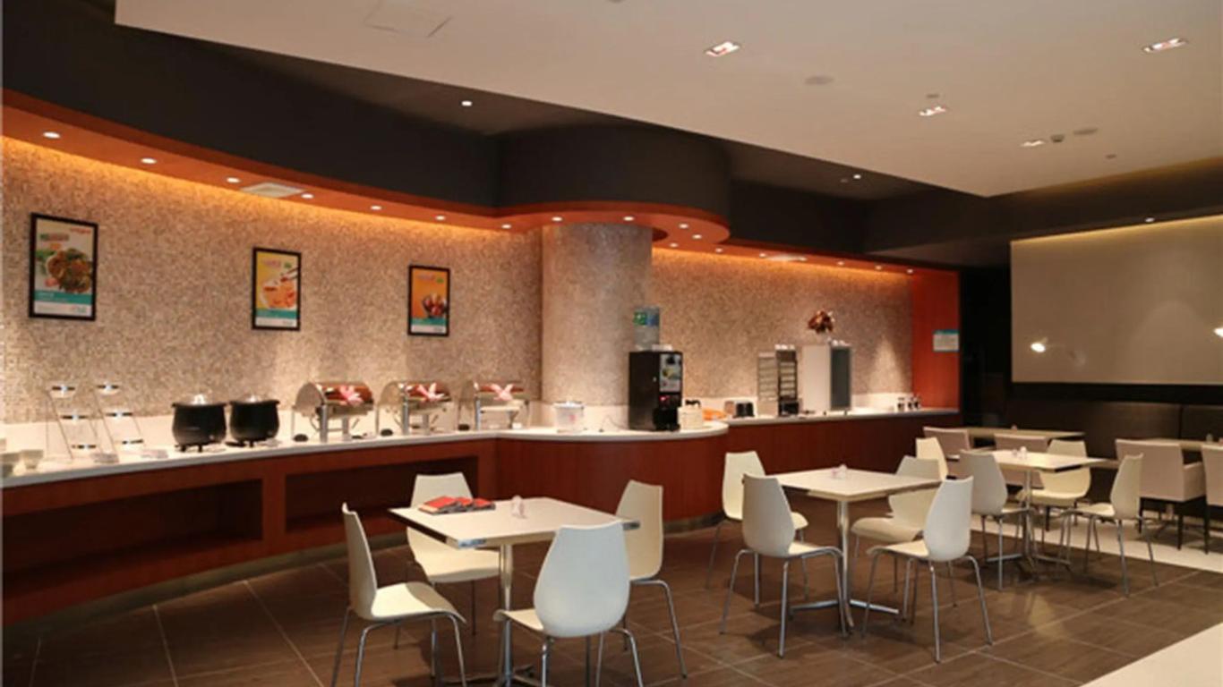 Jinjiang Inn Shanghai Zhangjiang Financial Information Park