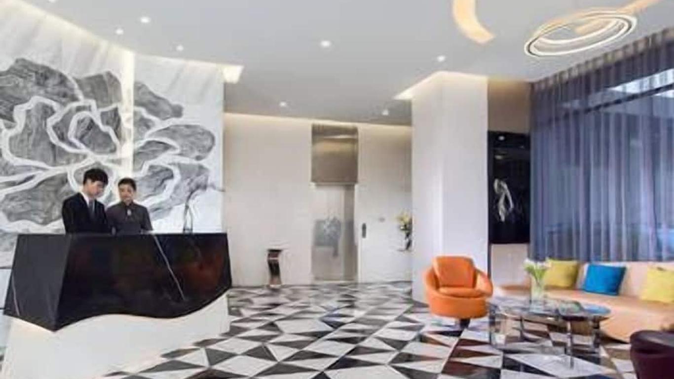 I Noble Hotel