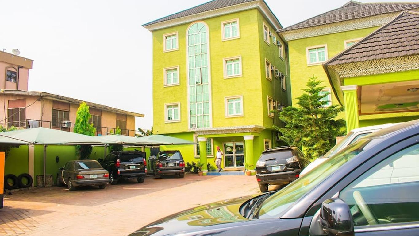 Golden Destiny International Hotel