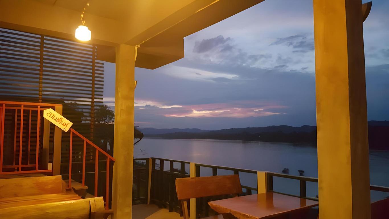 Tonkong Guesthouse & Restaurant