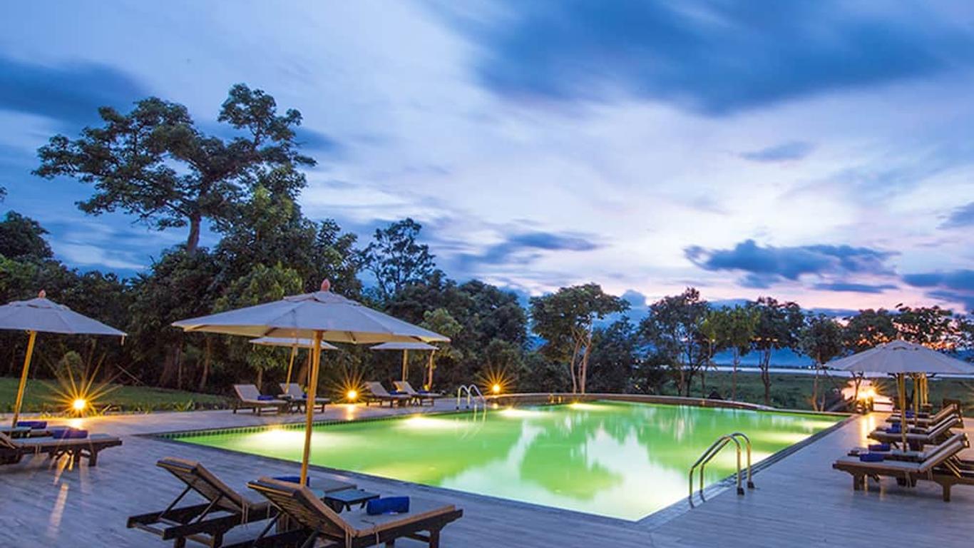 Amazing Inlay Resort