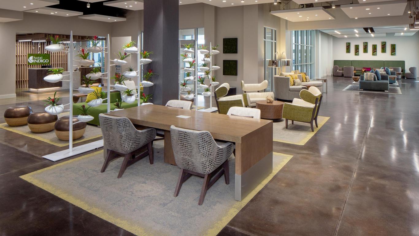 Hotel Indigo Gainesville-Celebration Pointe