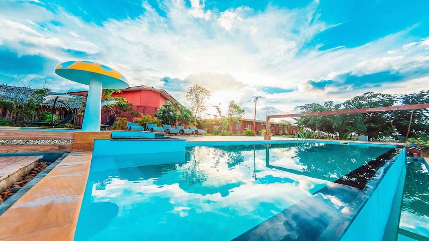Royal Emerald River View Resort