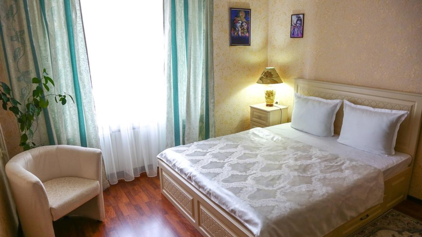 Hotel Malakhitovaya