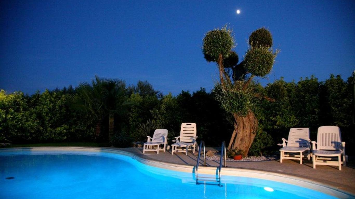 Villa Tonia