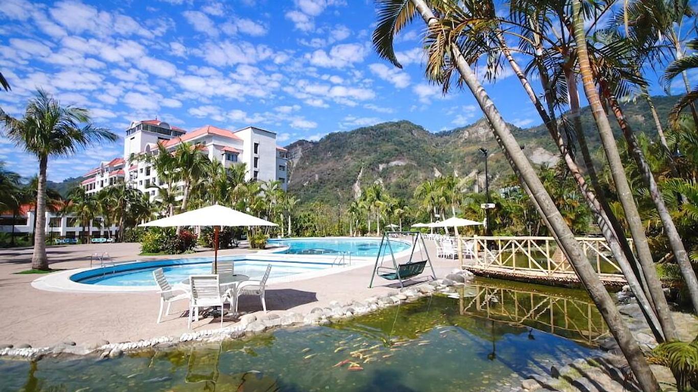 Hibiscus Resort