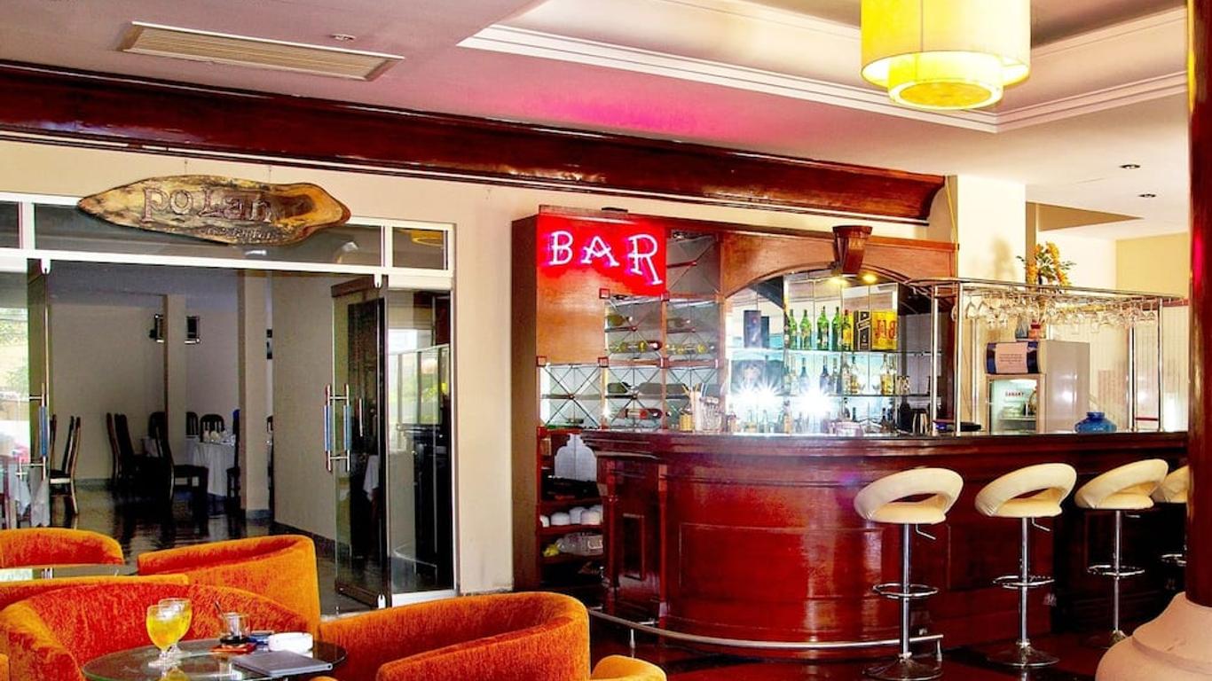 Ban Me Dakruco Hotel