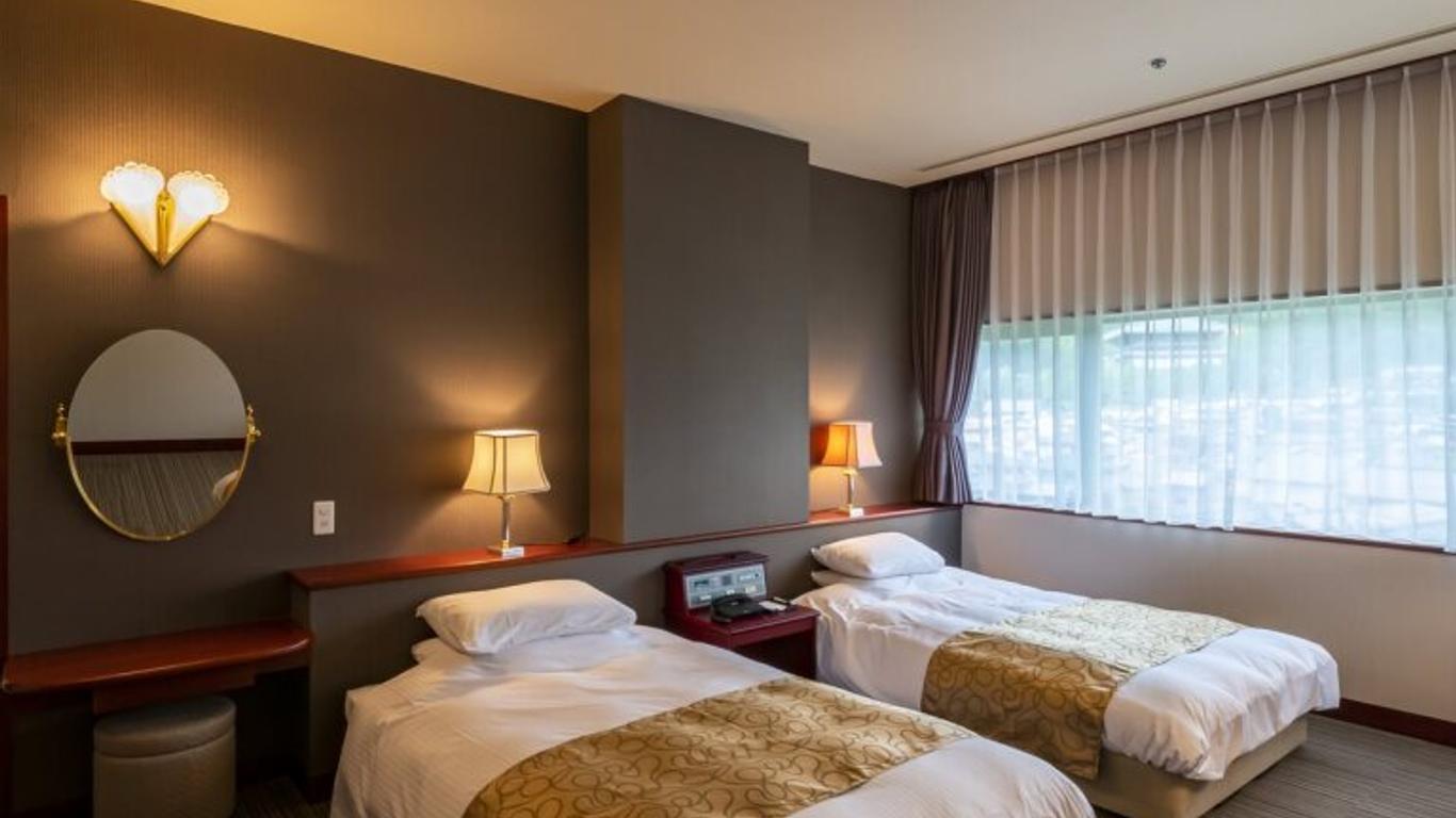 Katsuyama New Hotel