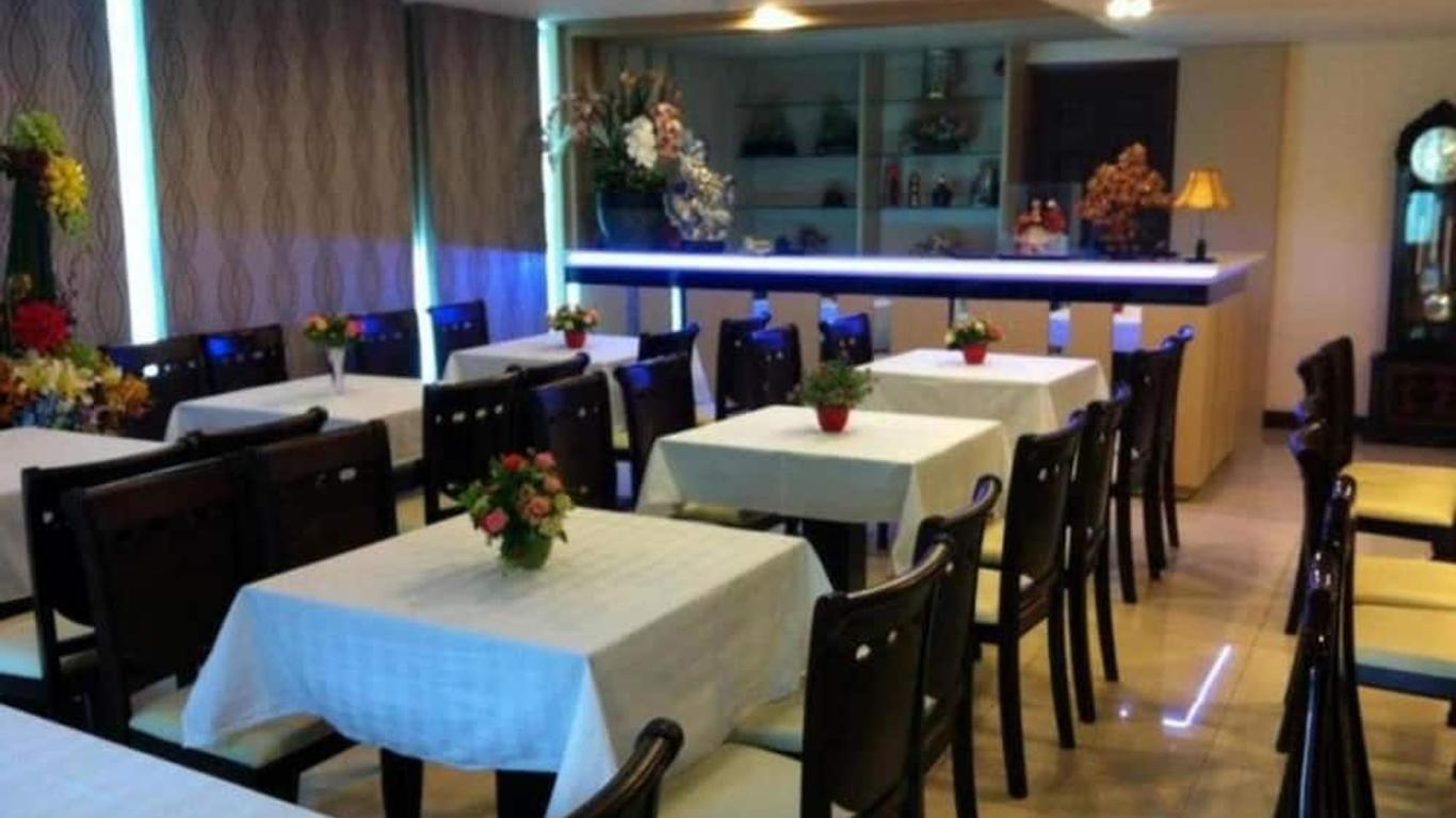 Le Gia Hotel