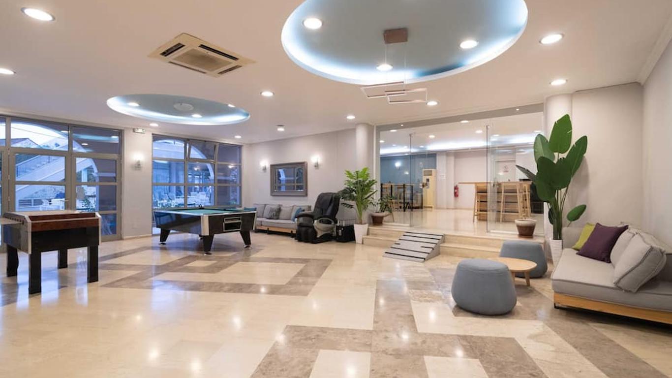 Karras Grande Resort