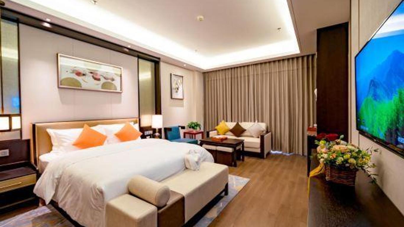 Yixing Hotel