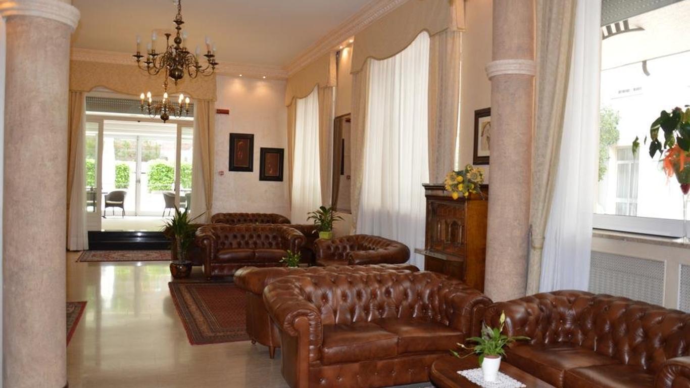 Hotel Plaza