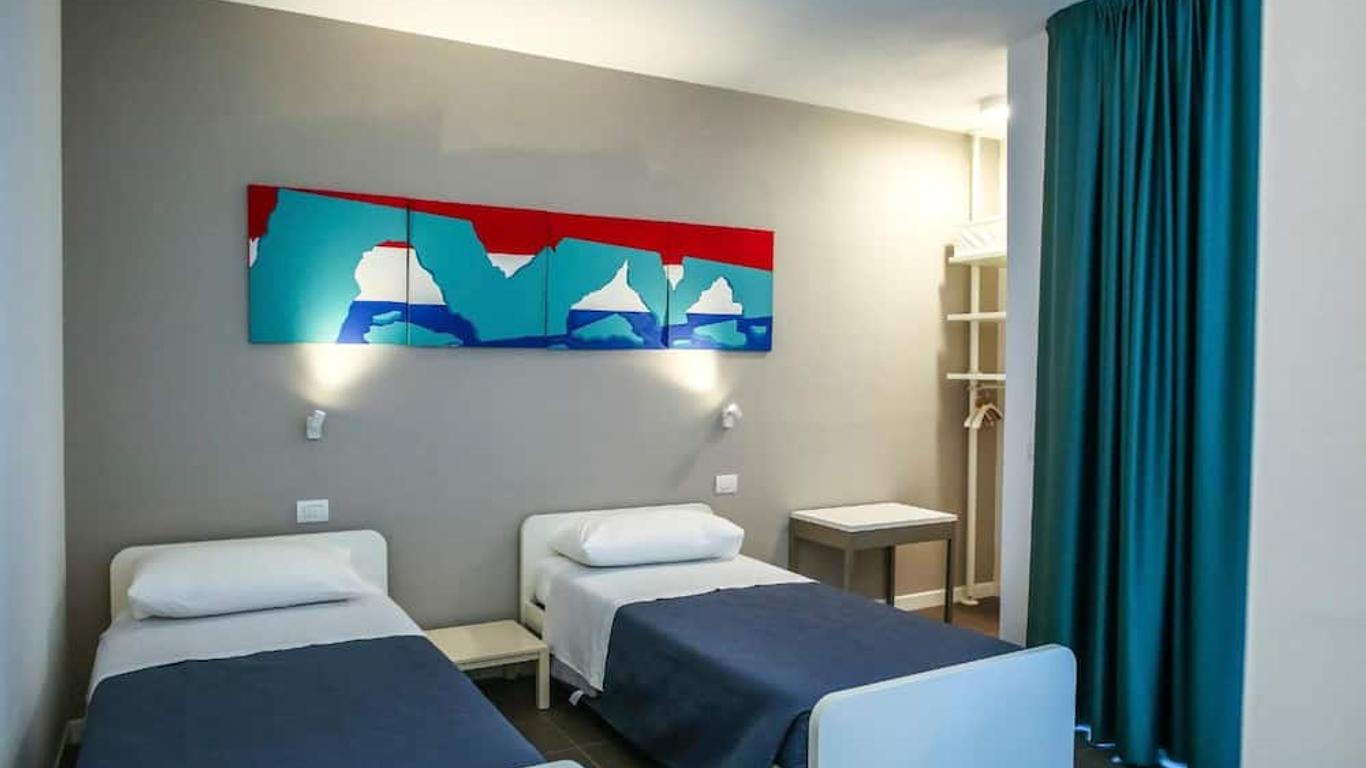 B&B WarmUp Grosseto - Parcheggio incluso nella corte interna